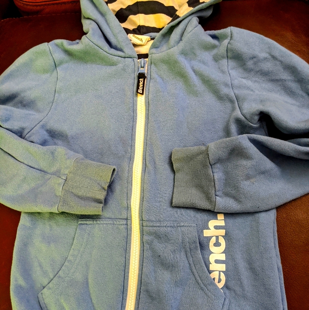 🎁 Bench Kid's Hoodie size 11-12